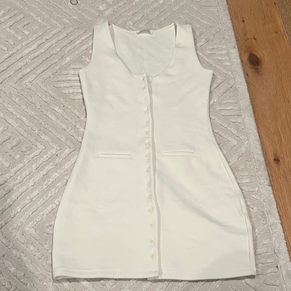 Zara Elegant White Sleeveless Dress